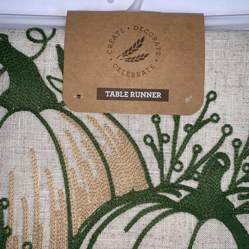 Harvest Mariola Pumpkins Embroidered Fall Table Runner 14x70 NWT (Q233-236)